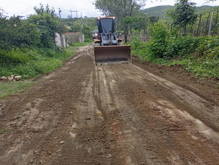 Galante recebe recuperação de estradas para garantir segurança aos turistas | Prefeitura de Campina Grande Galante recebe recuperação de estradas para garantir segurança aos turistas | Prefeitura de Campina Grande